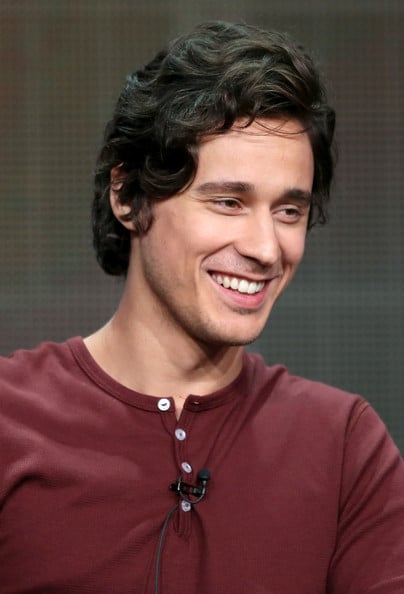 Next photo of Peter Gadiot