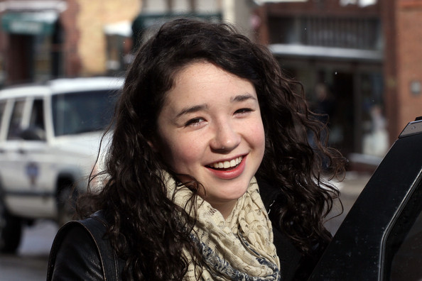 Sarah Steele
