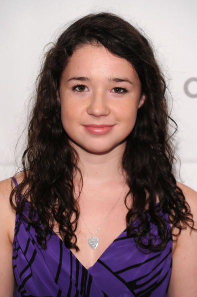 Sarah Steele