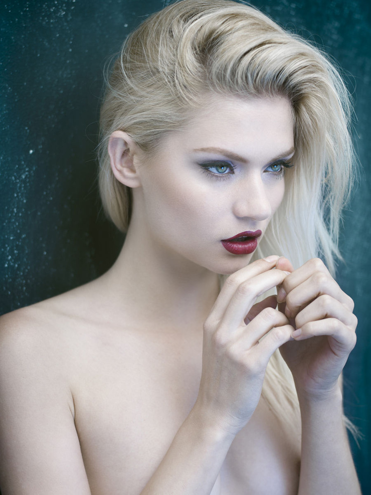Martina Dimitrova Martina Dimitrova