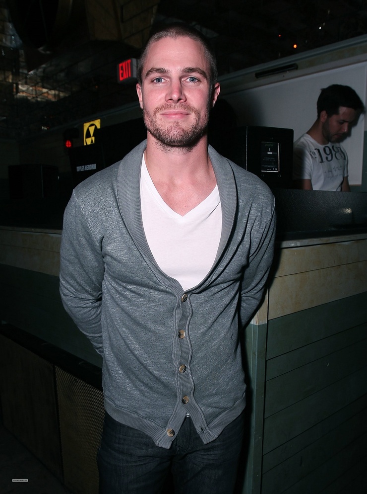 Stephen Amell