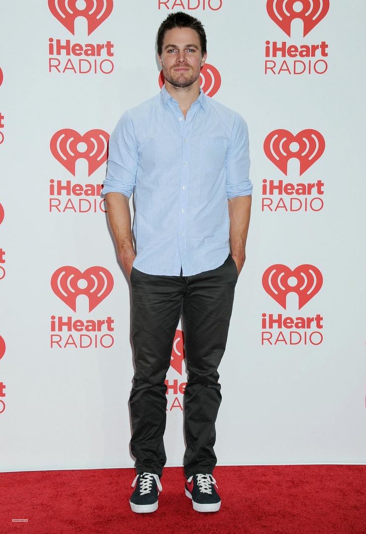 Stephen Amell
