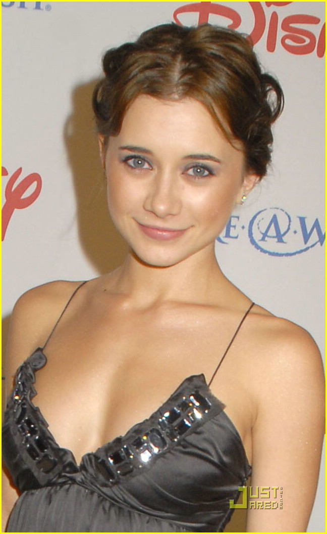 Olesya Rulin Olesya Rulin