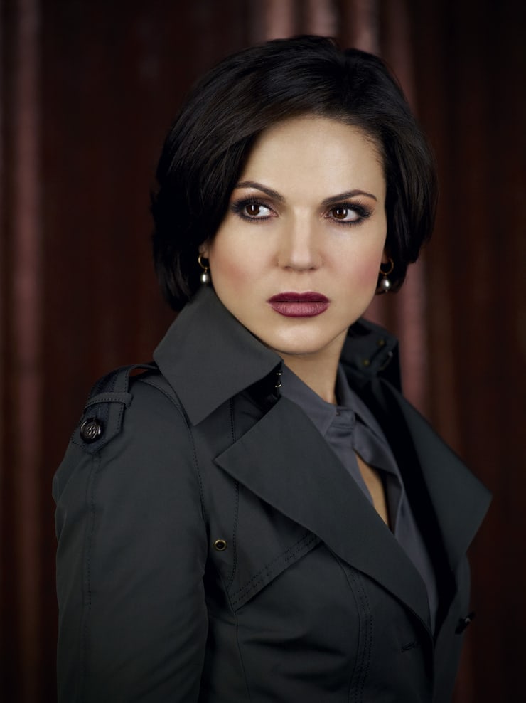 Regina Mills/Evil Queen