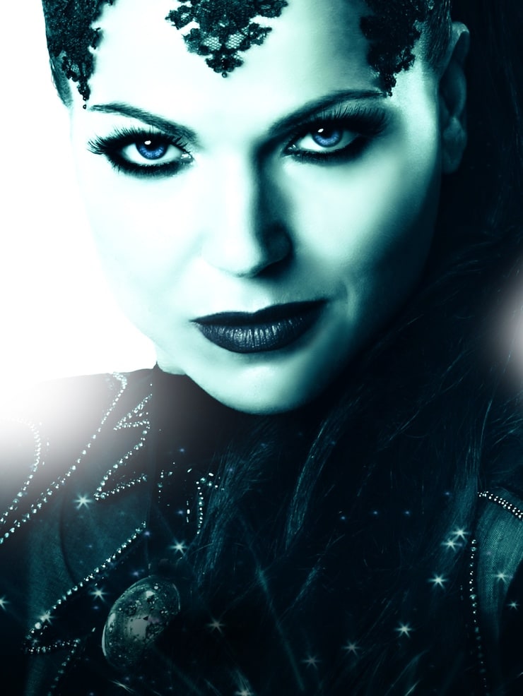 Regina Mills/Evil Queen