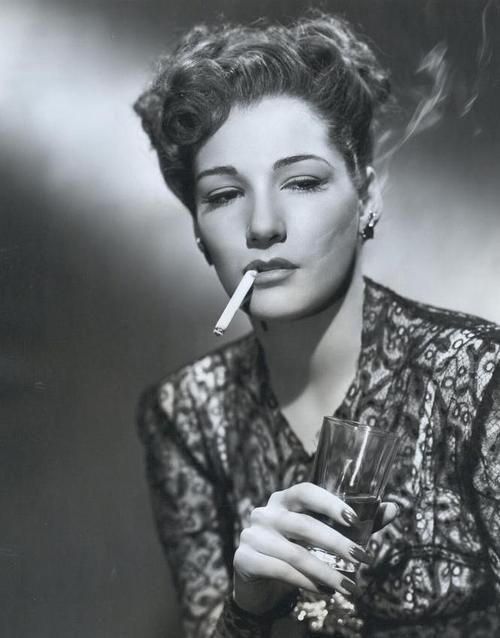 Doris Dowling Doris Dowling