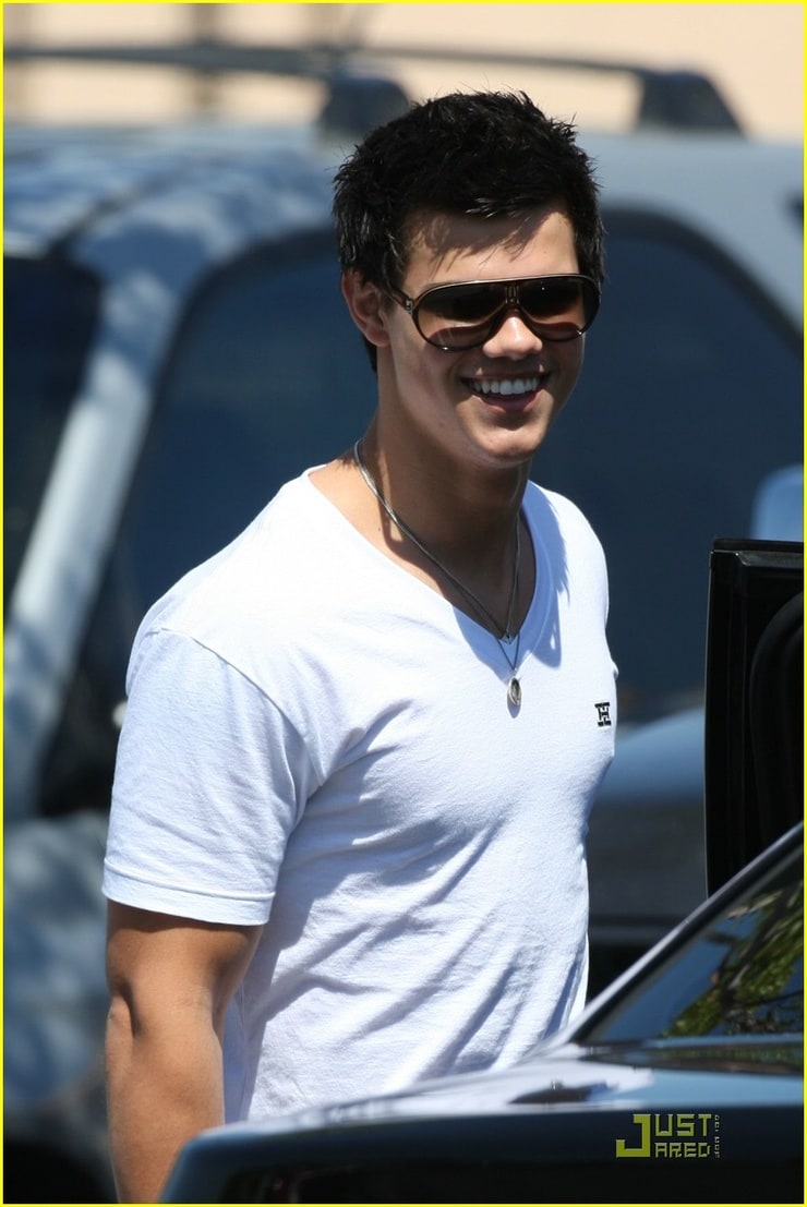 Taylor Lautner