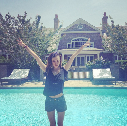 Phoebe Tonkin Phoebe Tonkin