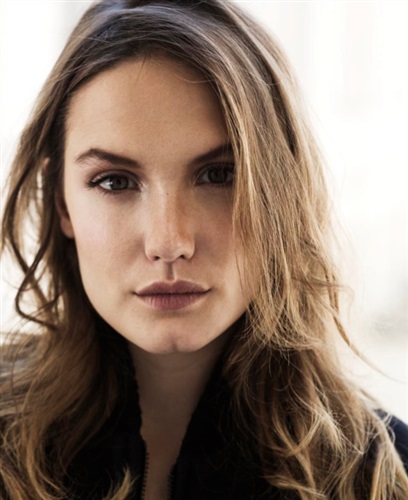 Ana Girardot Ana Girardot