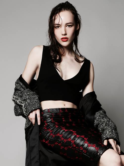 Anna Lee model