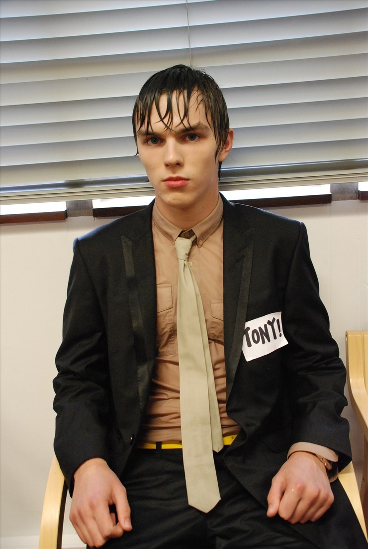 Skins 14. Николас Холт скинс. Николас Холт Skins. Николас Холт Тони. Николас Холт 2007.