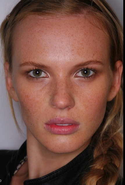 Anne Vyalitsyna