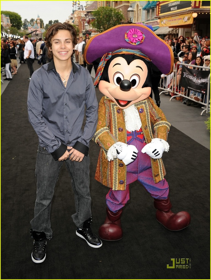 Jake T. Austin