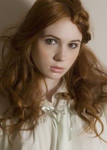 Karen Gillan Karen Gillan