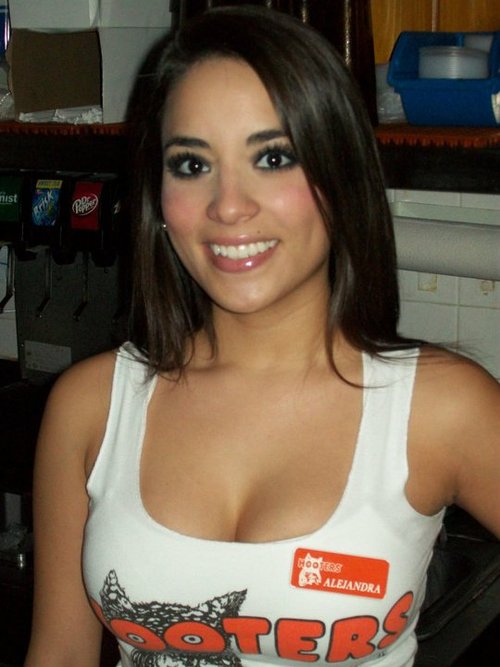 Hooters Hooters