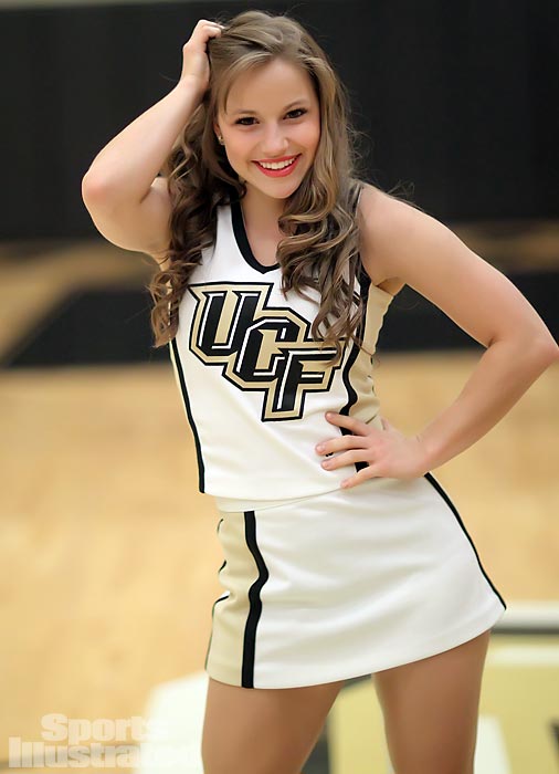 College Cheerleaders-Ooh La La!! College Cheerleaders-Ooh La La!!