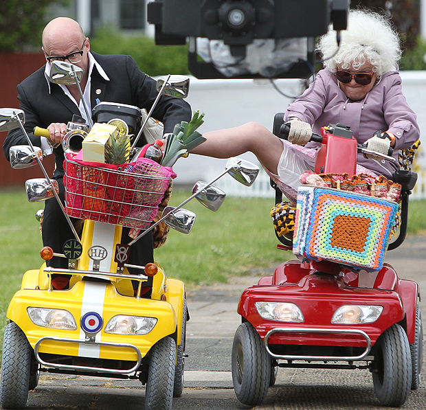 The Harry Hill Movie                                  (2013)