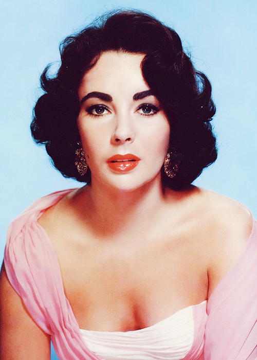 Elizabeth Taylor Elizabeth Taylor