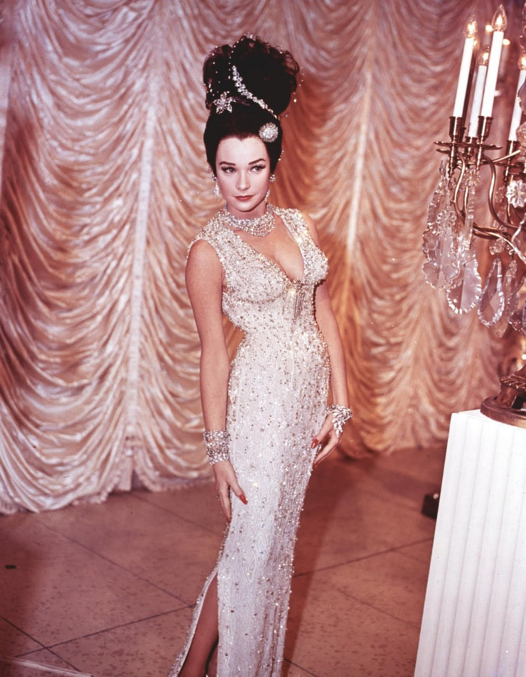 Shirley MacLaine