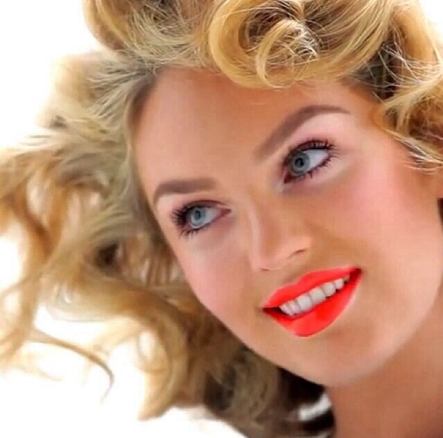 Candice Swanepoel