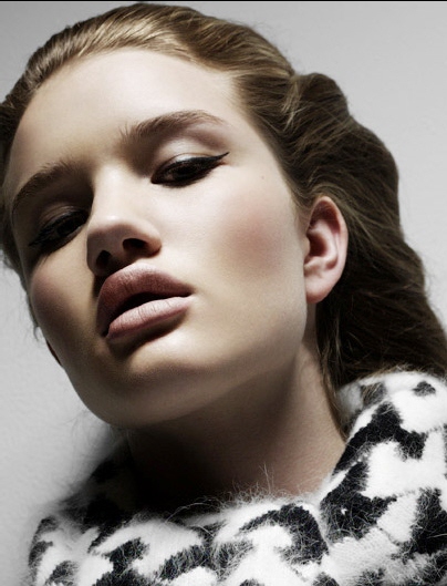 Rosie Huntington-Whiteley Rosie Huntington-Whiteley