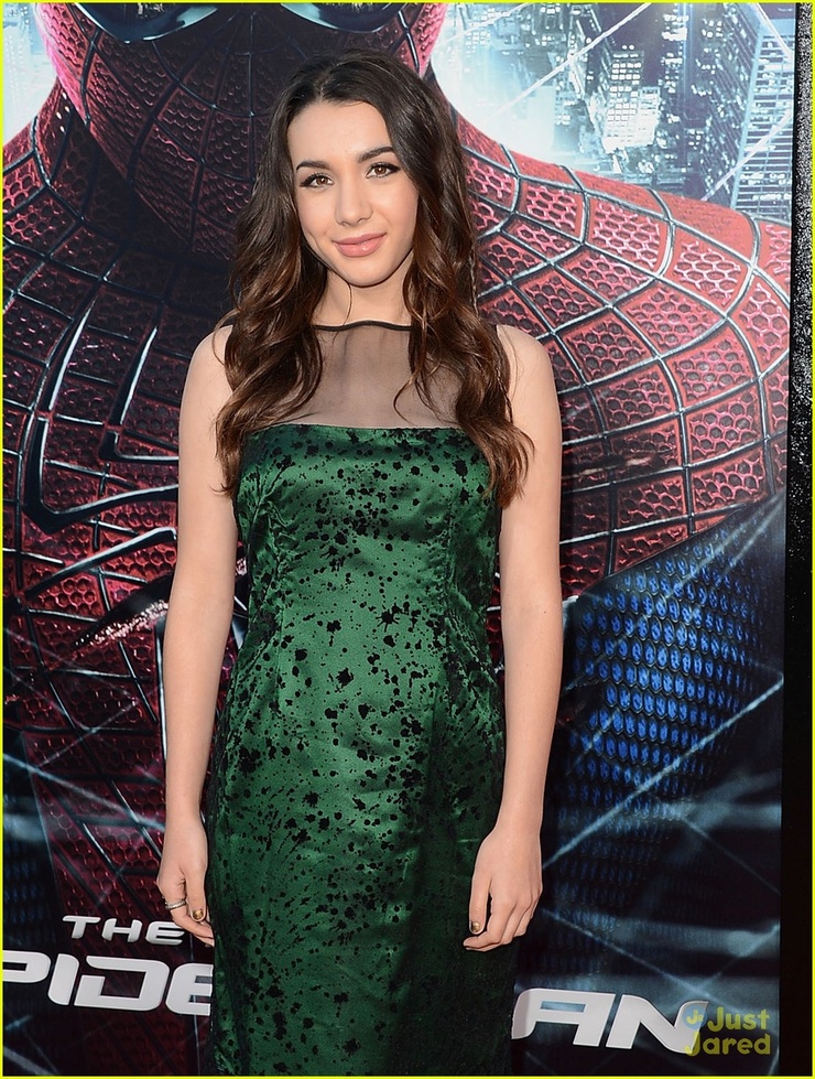 Hannah Marks Hannah Marks