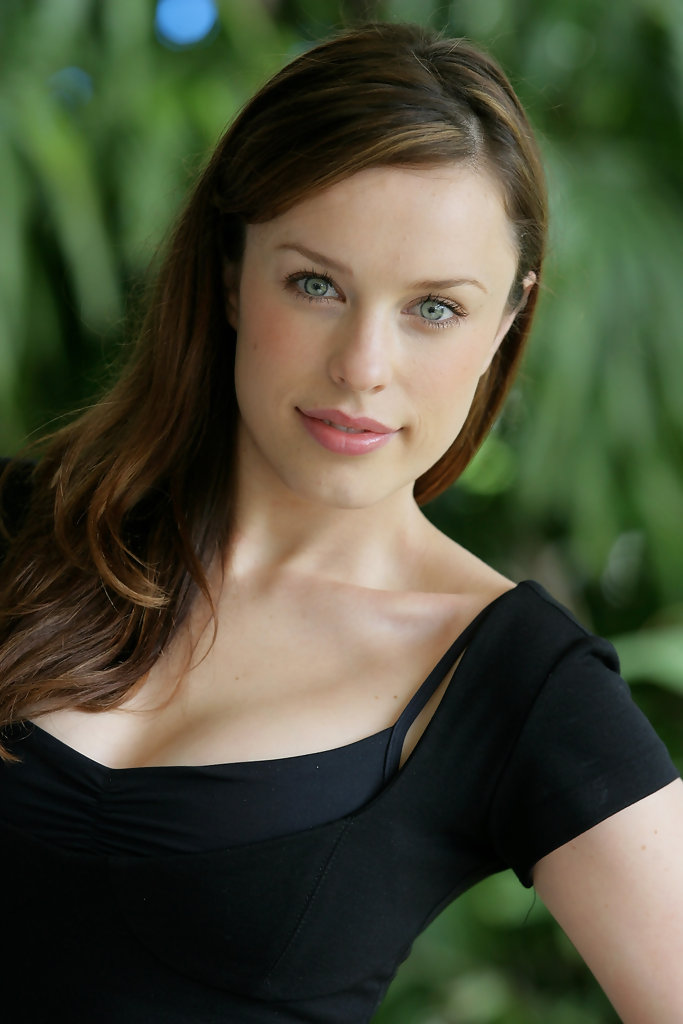 Jessica McNamee Jessica McNamee