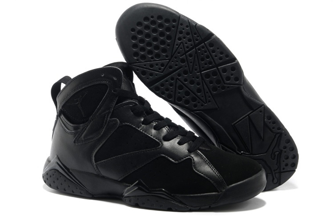 Jordan Brand Previews the Jordan 7 with All Black Colorways(Arriving at Retailers)