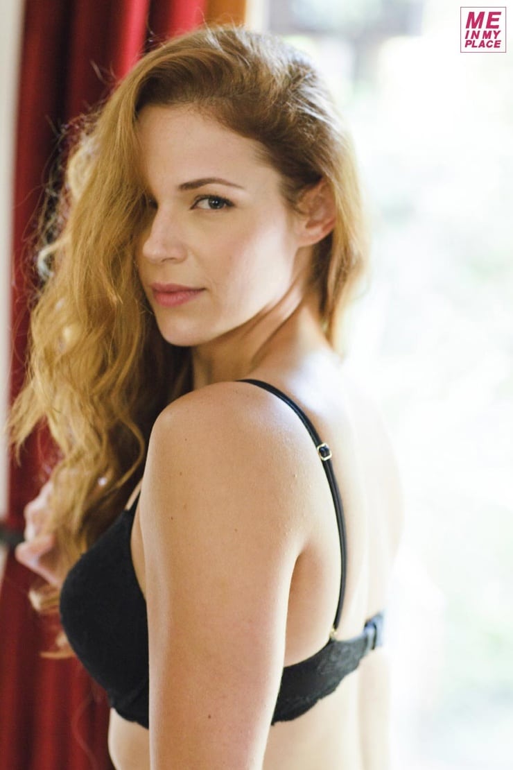 Amanda Righetti Amanda Righetti
