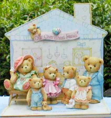 Cherished Teddies: Our Cherished Family (A Seven Piece Collector Set)