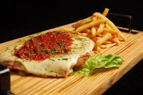 Milanesa Napolitana