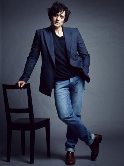 Aneurin Barnard