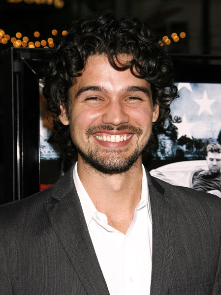 Steven Strait