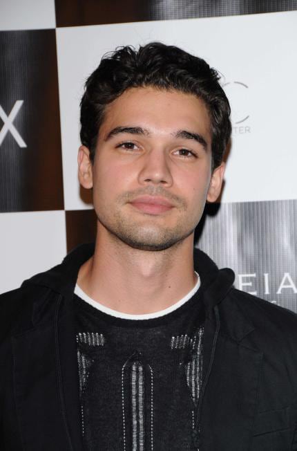 Steven Strait bio