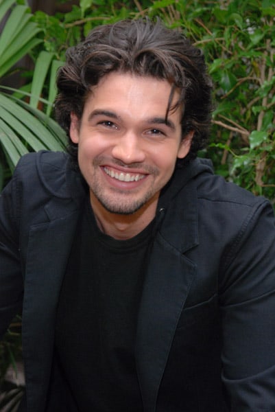 Steven Strait