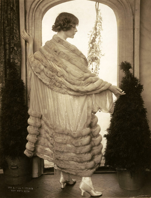 Estelle Winwood