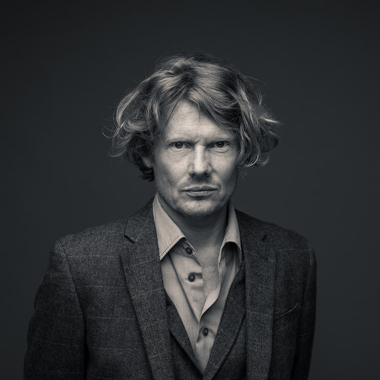 Julian Rhind-Tutt