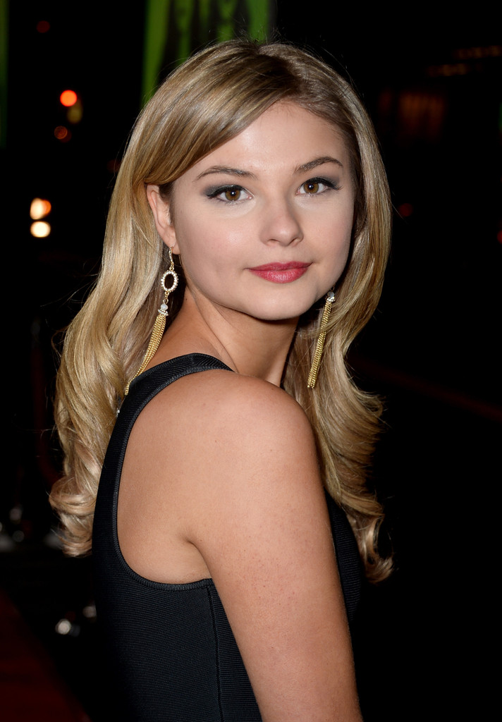 Stefanie Scott