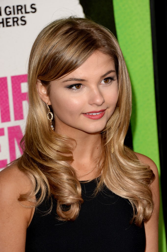 Stefanie Scott