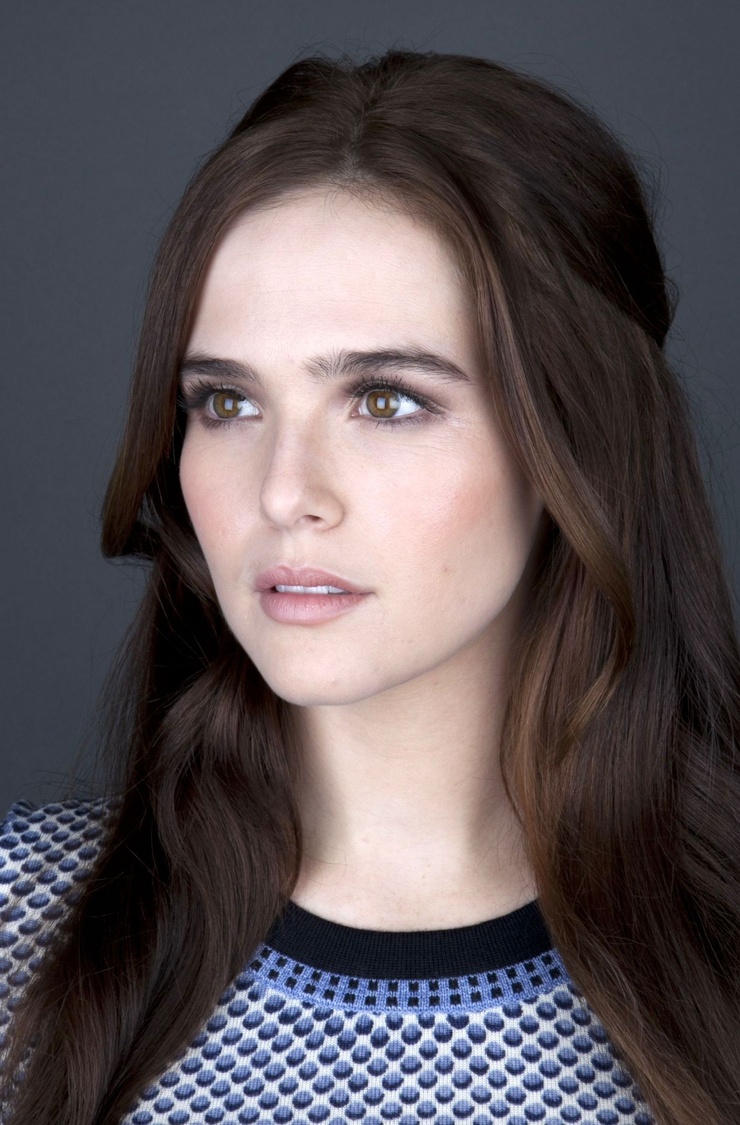 Zoey Deutch