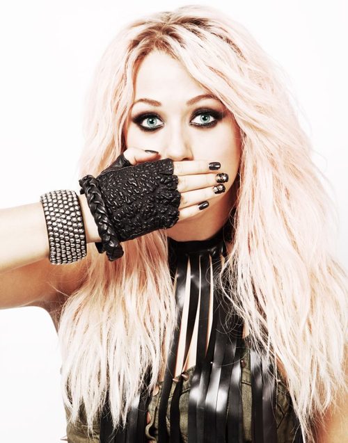 Amelia Lily