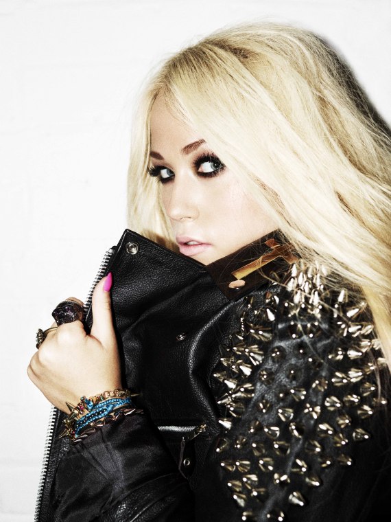 Amelia Lily