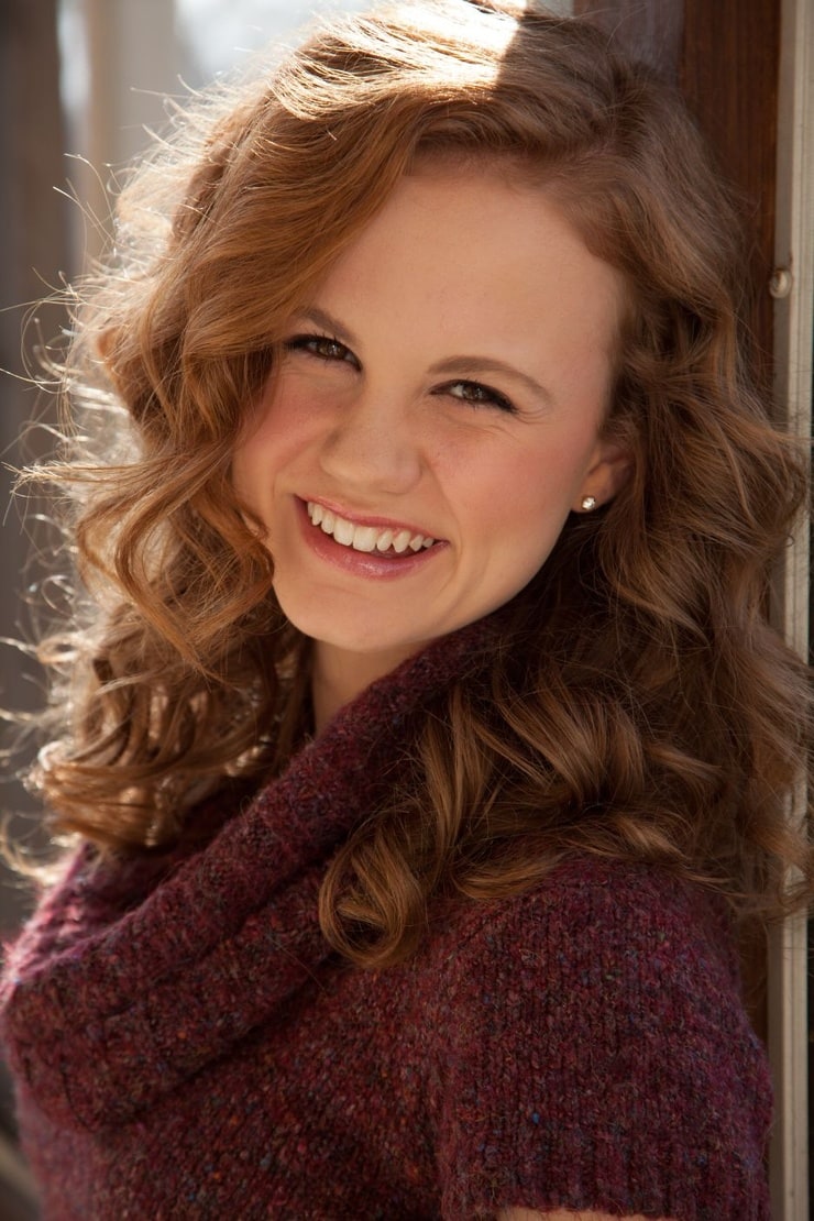 Mackenzie Lintz