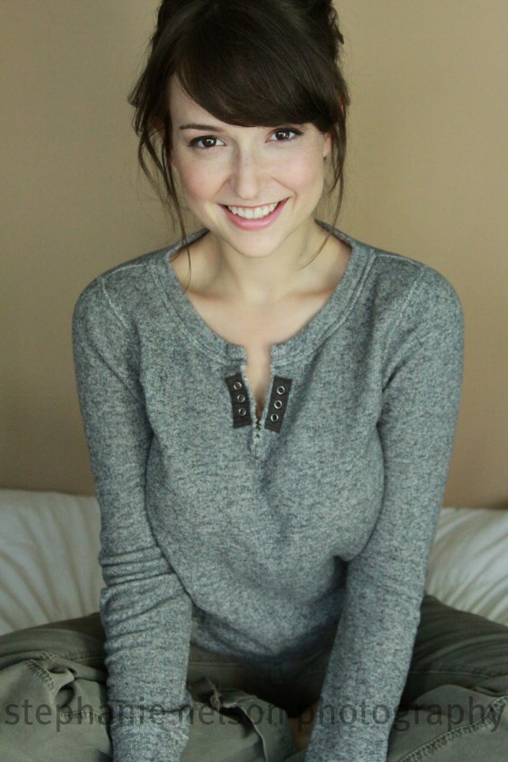 Milana Vayntrub Milana Vayntrub