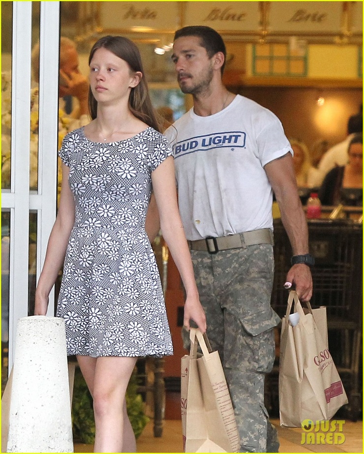 Mia Goth Mia Goth