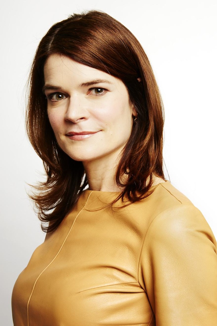 Betsy Brandt image