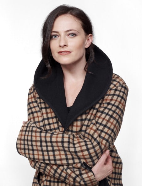 Lara Pulver