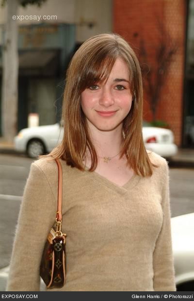 Sarah Dampf