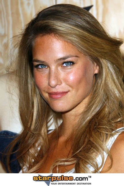 Bar Refaeli