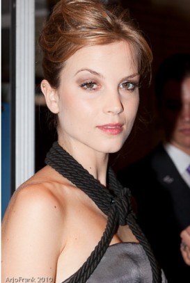 Sylvia Hoeks picture